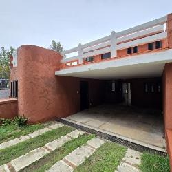 Casa en Venta Zona 1 de Mixco, Las Hojarascas