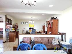 Casa en Venta en las afueras de Santiago Sacatepequez !