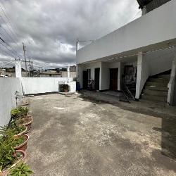 Casa en Venta para uso comercial San Lucas Sacatépequez