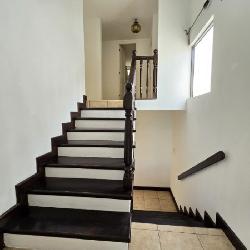 Casa en Venta en Condominio sobre Bulevar San Cristóbal