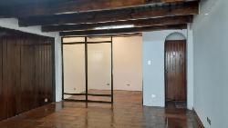 Local comercial en renta en zona 9, en primer nivel