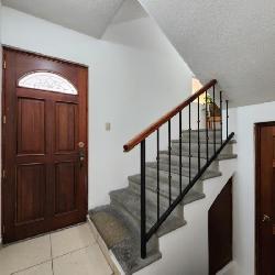 Casa en Venta San Cristóbal en Bulevar Principal