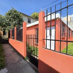 Casa en Renta San Cristóbal, adentro de colonia