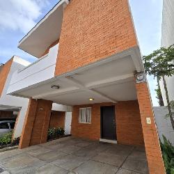 Casa en Venta Jardines de San Cristóbal, Sector A-10