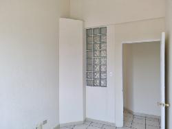 Apartamento en Renta Zona 13 Monte Azul