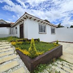 Casa de un Nivel en Renta Milpas Altas, Sacatepéquez