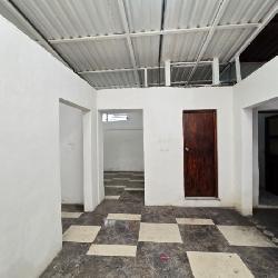 Casa en Venta Zona 11 Carabanchel Ideal para Inversión