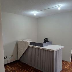 Oficina en Renta Zona 11 Condominio María José