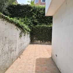 Casa en Venta en Condominio sobre Bulevar San Cristóbal