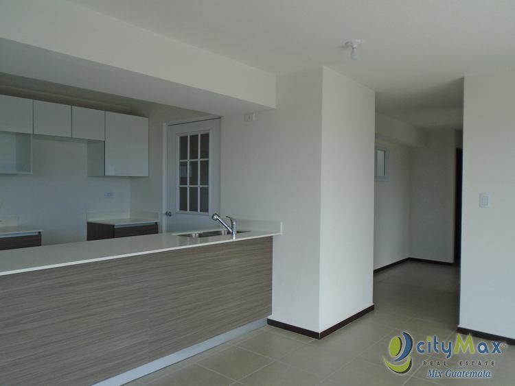 Apartamento en Renta de 3 Habitaciones Parque 11