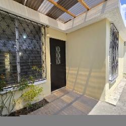 Casa en Renta San Cristóbal, ideal para oficina