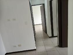 Apartamento en Venta Parque 7 Calzada Roosevelt - Final