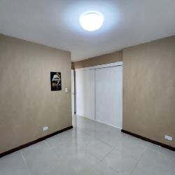 Apartamento en Venta Jardines de La Floresta Zona 7