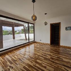 Casa Venta o Renta en Altos de Montebello km. 9.5 CAES