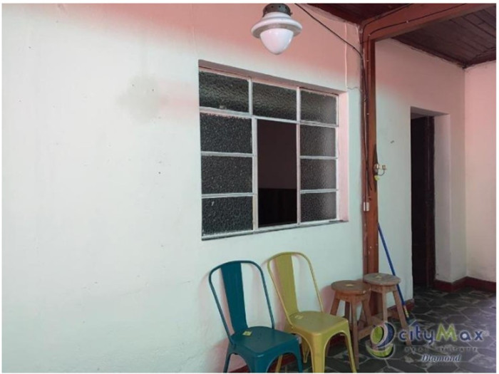 Casa fuera de garita en renta en zona 7 Quinta Samayoa