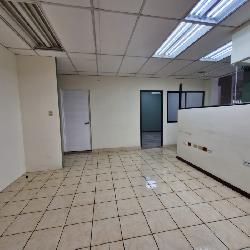 Oficinas en venta y renta en zona 9