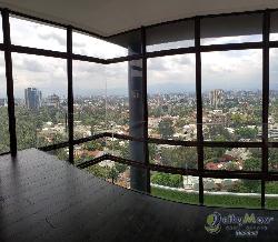 EN VENTA hermoso Penthouse NUEVO en zona 15 VH1