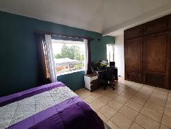 Casa en venta en zona 16 San Isidro