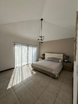 Casa en Renta Zona 16 en Condominio por colonia Lourdes