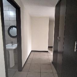 Apartamento en Venta en céntrico edificio zona 9