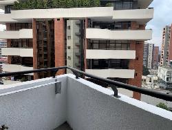 Apartamento en renta en zona 14 Edificio Attica