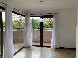 Apartamento en Renta   Y Venta en Zona 14  Edificio