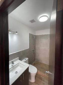 Apartamento en Renta en Zona 10 Cercano a Diagonal 6