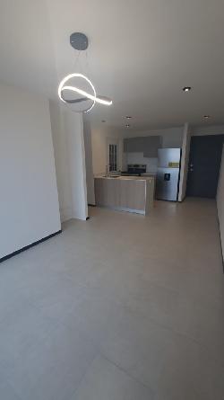 Apartamento en Renta/Alquiler zona 11 Parque San Jorge 