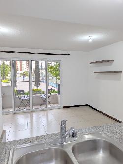 Apartamento en renta en Parque 7 Calzada Roosevelt