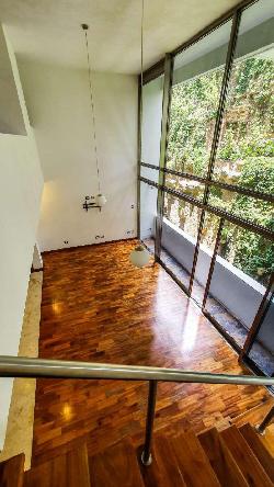 Apartamento Amueblado Tipo Loft en Renta en Zona 15 VH1