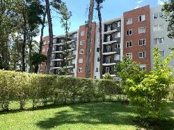 En Venta Apartamento Parque San Angel zona 2