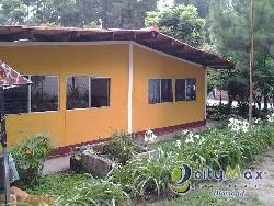 Casa en venta y renta en San Juan Sacatepequez