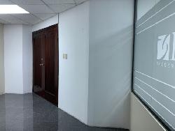 Alquiler Oficina con 60 m2 en Zona 10 