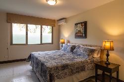Renta  de Apartamento Amueblado y Equipado en Zona 10 