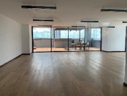 Apartamento en renta para estrenar en zona 15 VH1