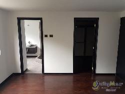 Apartamento en Venta/Renta en zona 16