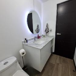 Apartamento en renta AMUEBLADO zona 14 Segheria