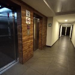 Apartamento en Venta en céntrico edificio zona 9