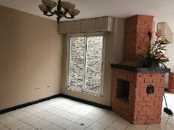 EN VENTA casa en condominio km.18 Carretera al Salvador