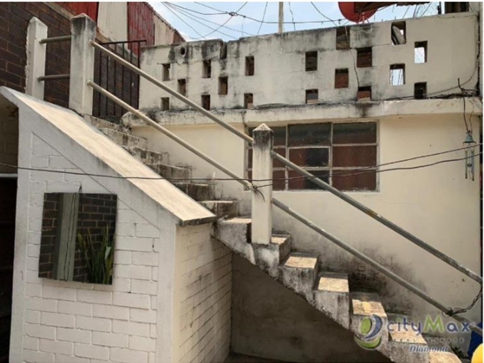 Casa fuera de garita en renta en zona 7 Quinta Samayoa