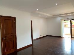 Apartamento en Renta   Y Venta en Zona 14  Edificio