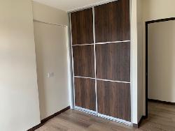 Apartamento en renta en zona 5 Edificio Residencial