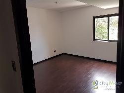 Apartamento en Venta/Renta en zona 16