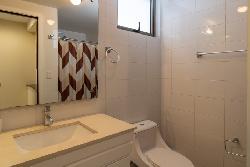 Renta  de Apartamento Amueblado y Equipado en Zona 10 