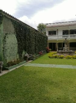 Hermosa casa en renta en San Lucas Sacatepequez 