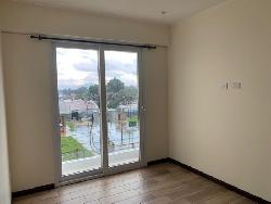 Apartamento en renta en zona 5 Edificio Residencial