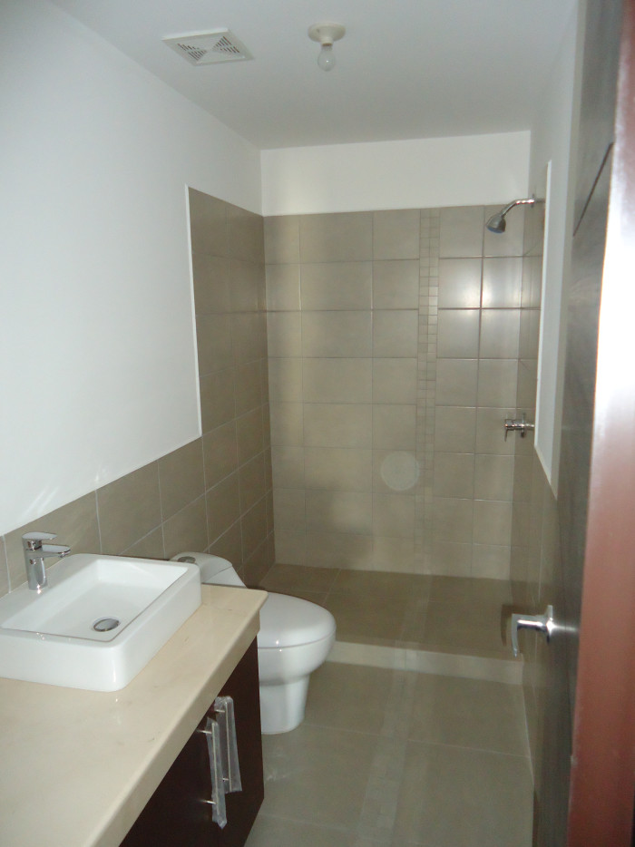 Apartamento en renta en zona 14 Edificio Attica