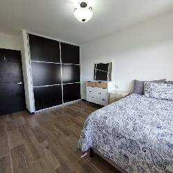 Apartamento en renta AMUEBLADO zona 14 Segheria