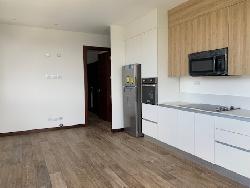 Apartamento en renta para estrenar en zona 15 VH1