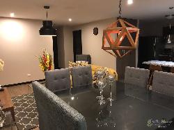 Amplio apartamento moderno en venta zona 15